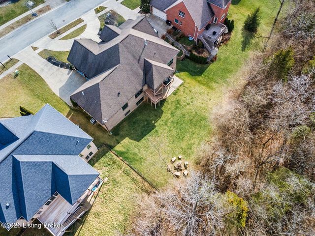 1404 Mulligan Dr, Fisherville, KY 40023