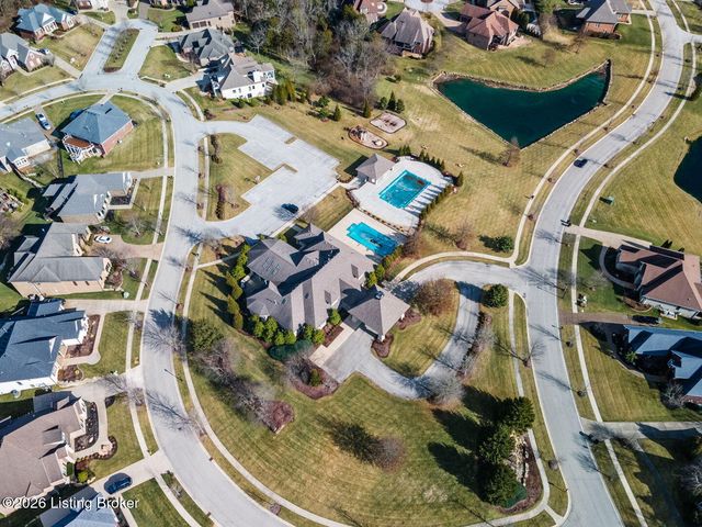 1404 Mulligan Dr, Fisherville, KY 40023