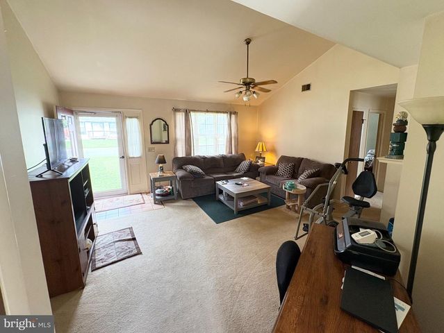 218 TAMMIE DR, Dover, DE 19904