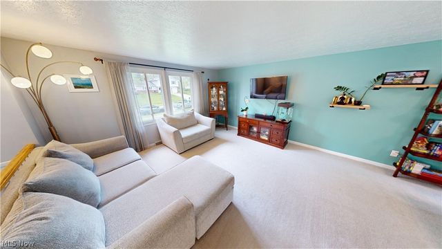 4281 Meadowlark Trail, Stow, OH 44224