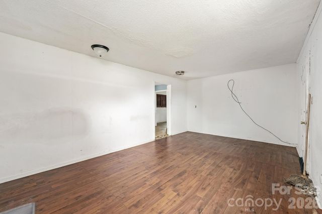 5201 Flay Road, Lincolnton, NC 28092