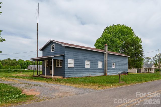 5201 Flay Road, Lincolnton, NC 28092