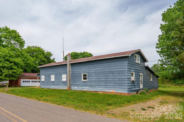 5201 Flay Road, Lincolnton, NC 28092