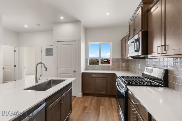 713 Spaniel Lane, Belgrade, MT 59714