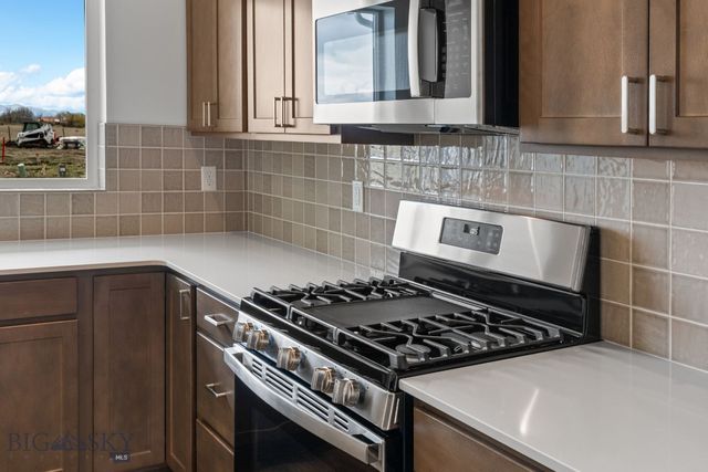 713 Spaniel Lane, Belgrade, MT 59714