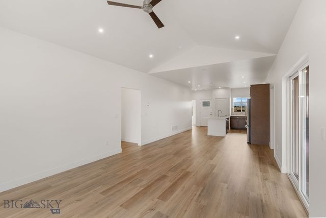 713 Spaniel Lane, Belgrade, MT 59714
