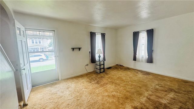 1116 Idaho Ave, Harrison Twp, PA 15065