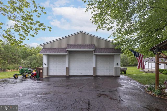 21 HAFLER RD, Sellersville, PA 18960
