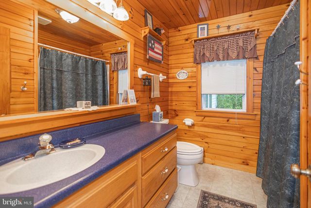 21 HAFLER RD, Sellersville, PA 18960