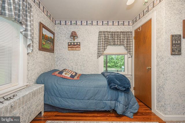 21 HAFLER RD, Sellersville, PA 18960
