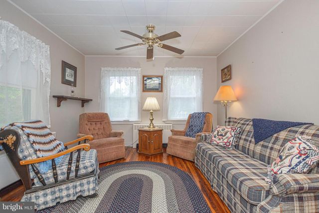 21 HAFLER RD, Sellersville, PA 18960