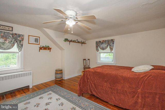 21 HAFLER RD, Sellersville, PA 18960