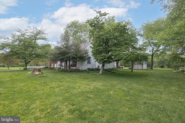 21 HAFLER RD, Sellersville, PA 18960