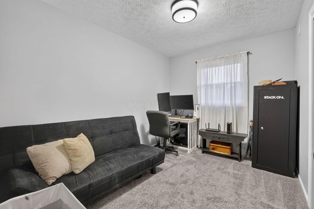 5901 Wilson Road NW, Lancaster, OH 43130