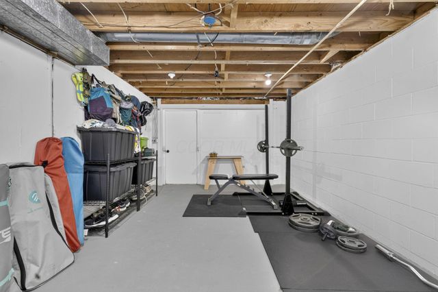 5901 Wilson Road NW, Lancaster, OH 43130