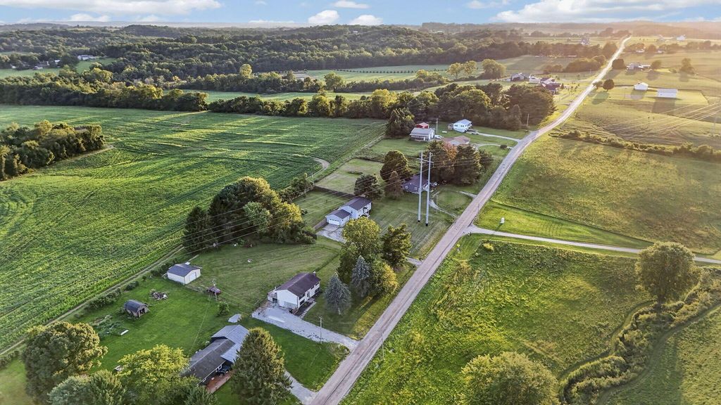5901 Wilson Road NW, Lancaster, OH 43130