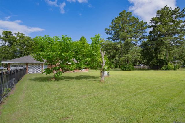 18122 Sharon Dr, Ponchatoula, LA 70454