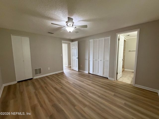 8672 HAMMONDWOOD Road S, Jacksonville, FL 32221