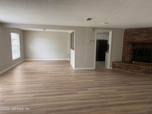 8672 HAMMONDWOOD Road S, Jacksonville, FL 32221