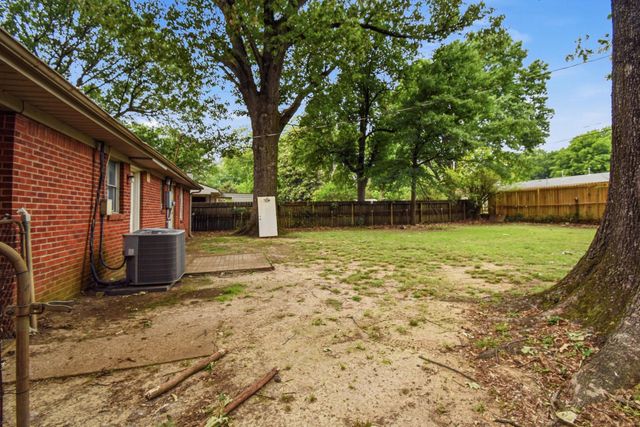 4960 VERNE RD, Memphis, TN 38117