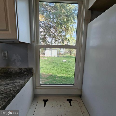 146 STATE CIR, Martinsburg, WV 25401