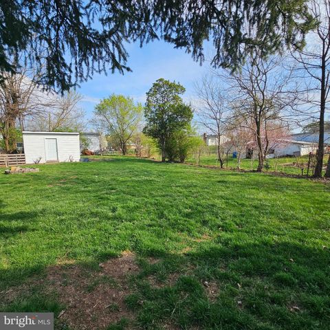 146 STATE CIR, Martinsburg, WV 25401