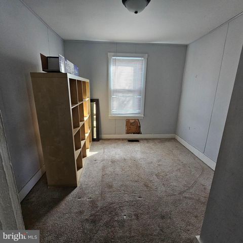 146 STATE CIR, Martinsburg, WV 25401