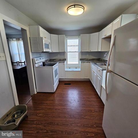 146 STATE CIR, Martinsburg, WV 25401