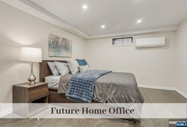 32 Brookside Drive, Upper Saddle River, NJ 07458