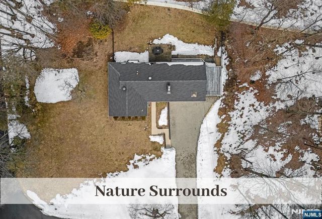 32 Brookside Drive, Upper Saddle River, NJ 07458