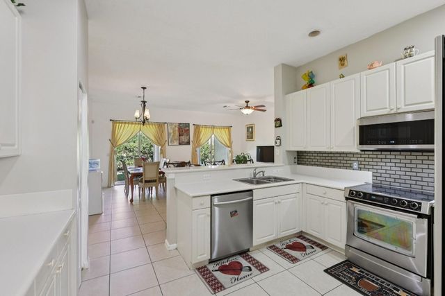 9153 Sedgewood Drive, Lake Worth, FL 33467