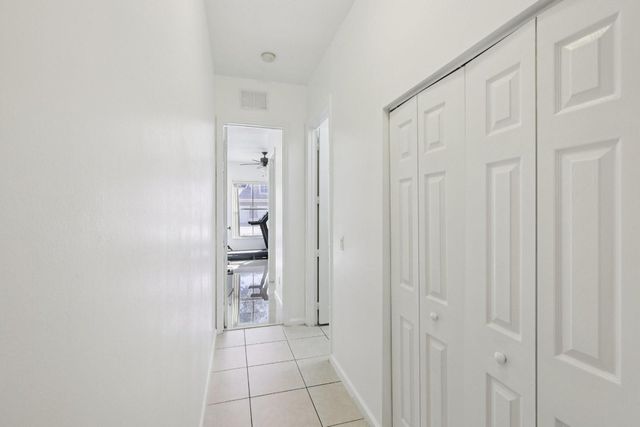 9153 Sedgewood Drive, Lake Worth, FL 33467