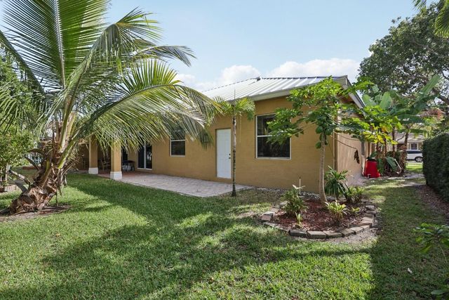 9153 Sedgewood Drive, Lake Worth, FL 33467