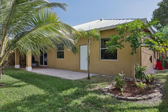 9153 Sedgewood Drive, Lake Worth, FL 33467