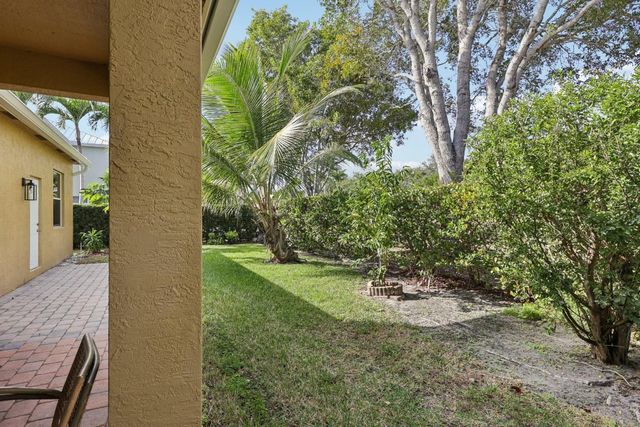 9153 Sedgewood Drive, Lake Worth, FL 33467