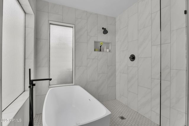 9626 N 27TH Street, Phoenix, AZ 85028