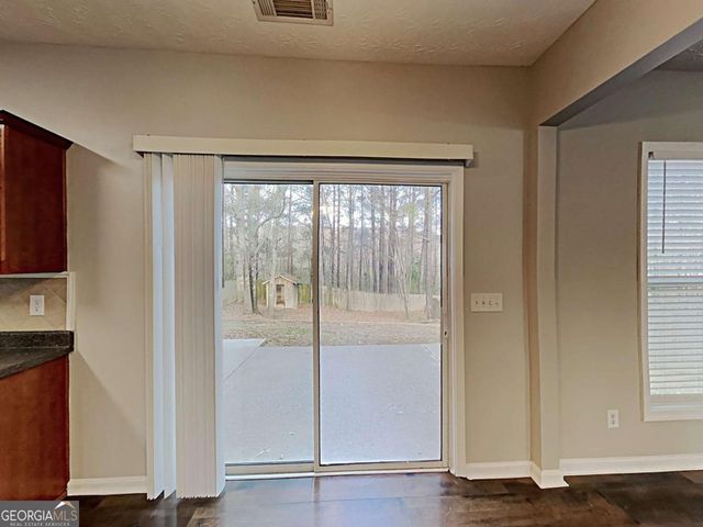 365 Laurelton Circle, Lawrenceville, GA 30044