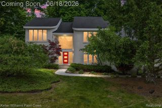 25626 Gina Court, Novi, MI 48374
