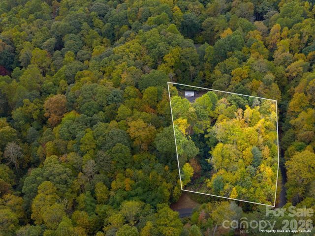 102 Carriage Drive, Fairview, NC 28730