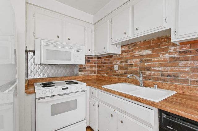 126 Touchstone Pl, West Sacramento, CA 95691