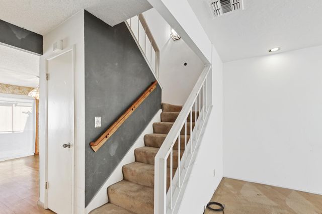 126 Touchstone Pl, West Sacramento, CA 95691