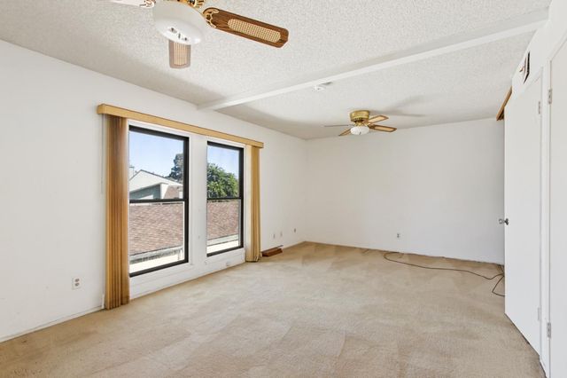 126 Touchstone Pl, West Sacramento, CA 95691