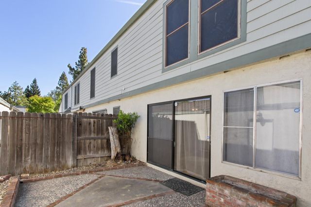 126 Touchstone Pl, West Sacramento, CA 95691