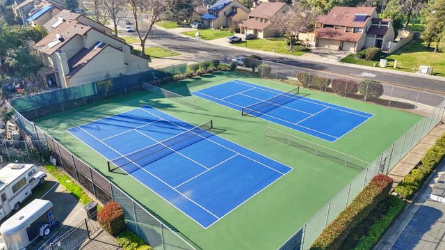 126 Touchstone Pl, West Sacramento, CA 95691