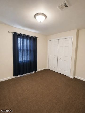 504 Bond St, Elizabeth City, NJ 07206