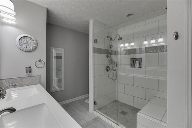 3220 Plantation Run Drive, Loganville, GA 30052
