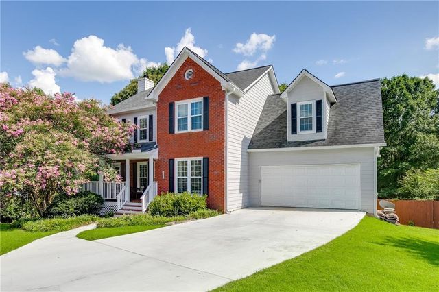 3220 Plantation Run Drive, Loganville, GA 30052