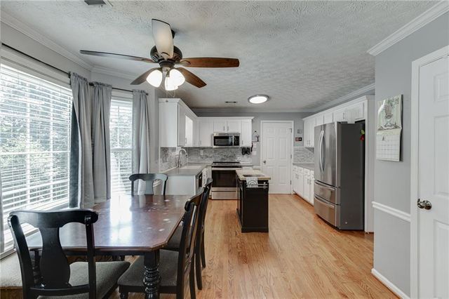 3220 Plantation Run Drive, Loganville, GA 30052