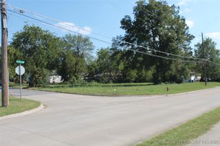 1300 S 2nd, Mcalester, OK 74501