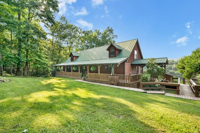 2875 Stage Coach Rd, Sewanee, TN 37375